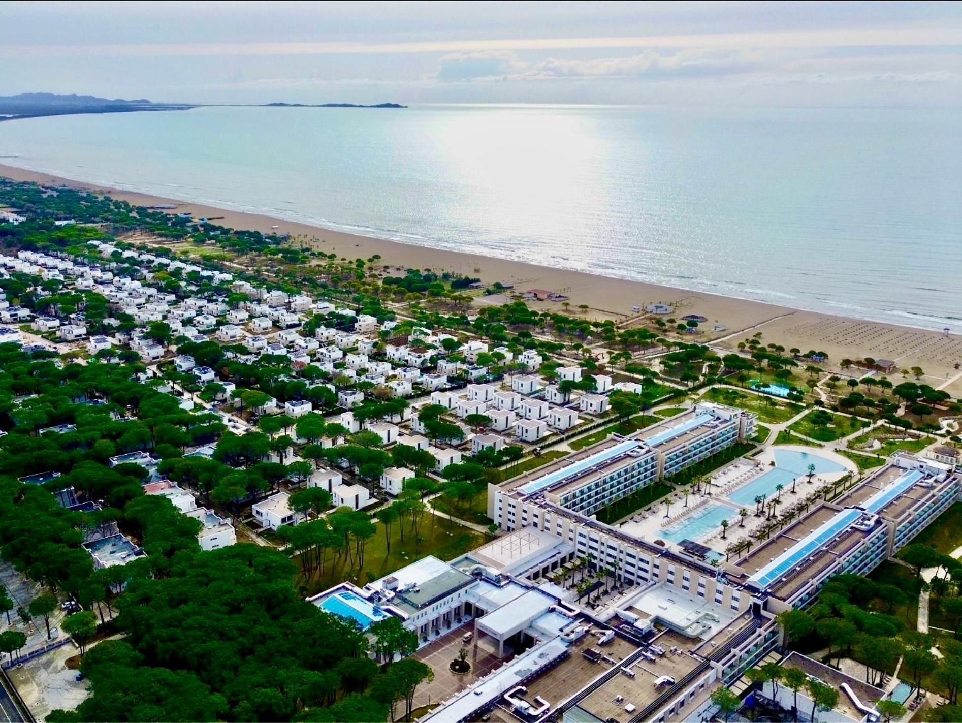 Sanpietro Vacation Apartments Durres Exterior photo