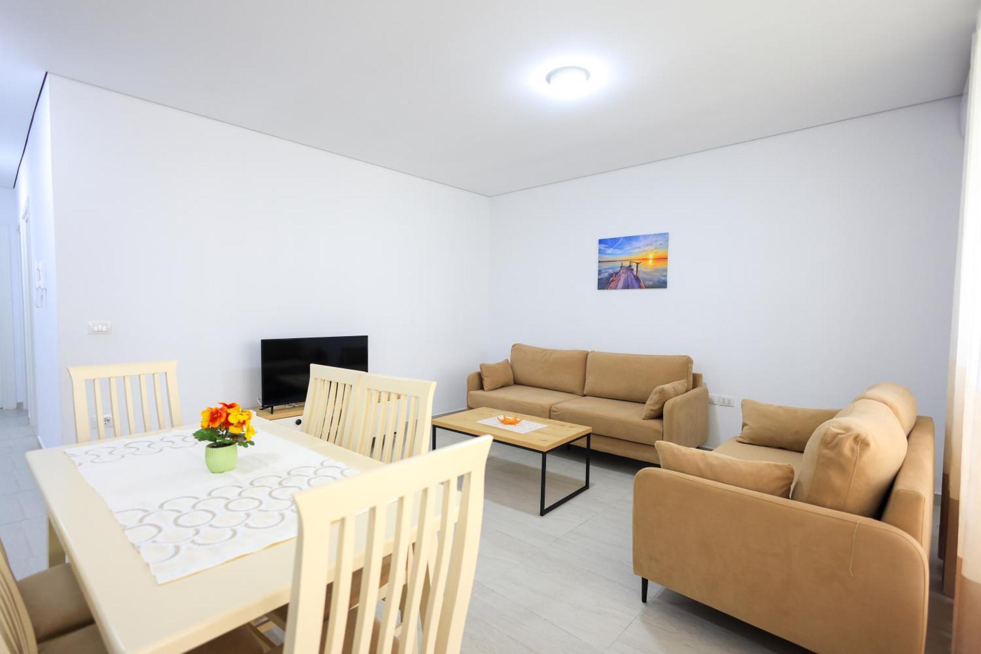 Sanpietro Vacation Apartments Durres Exterior photo
