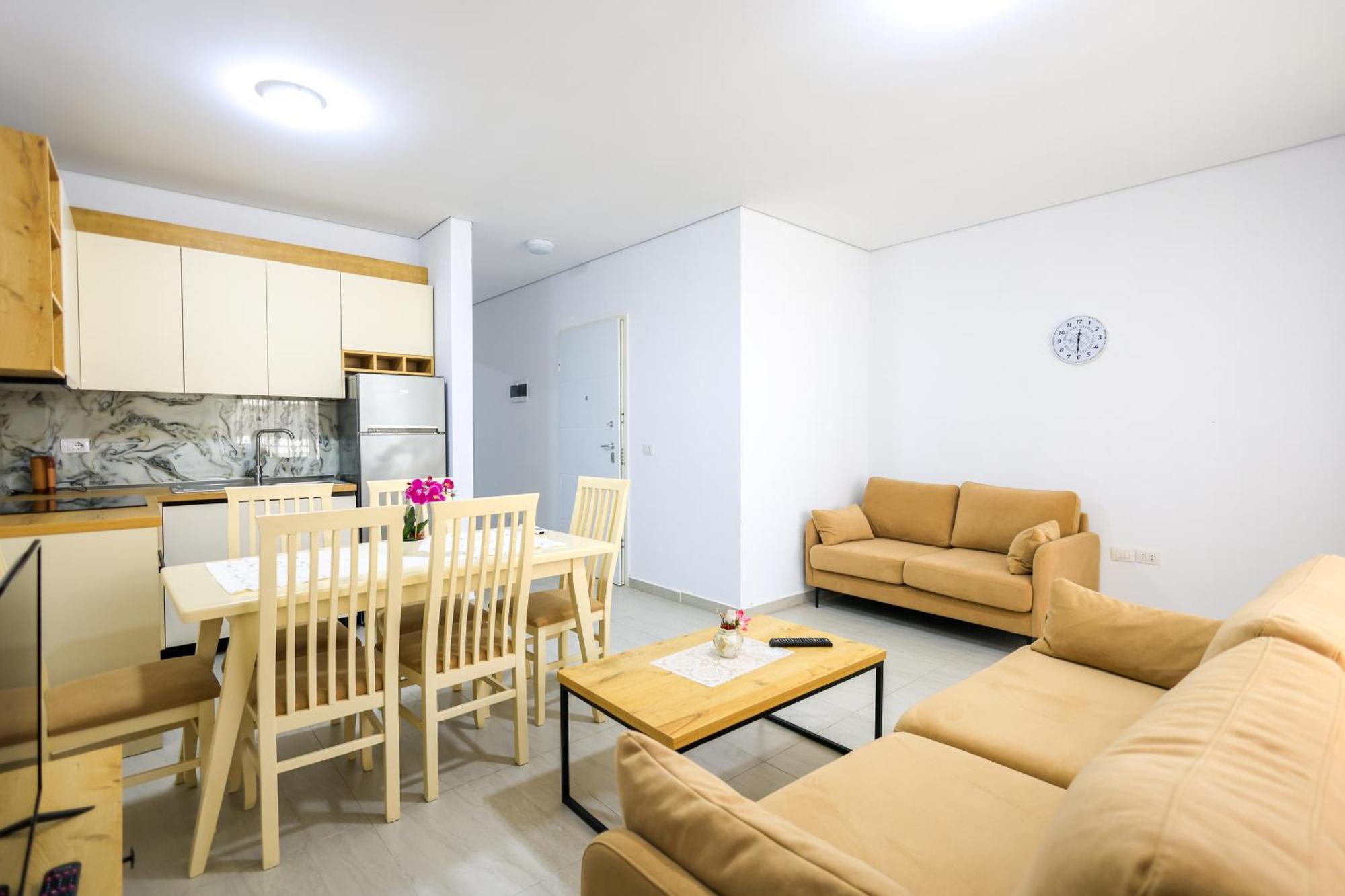 Sanpietro Vacation Apartments Durres Exterior photo