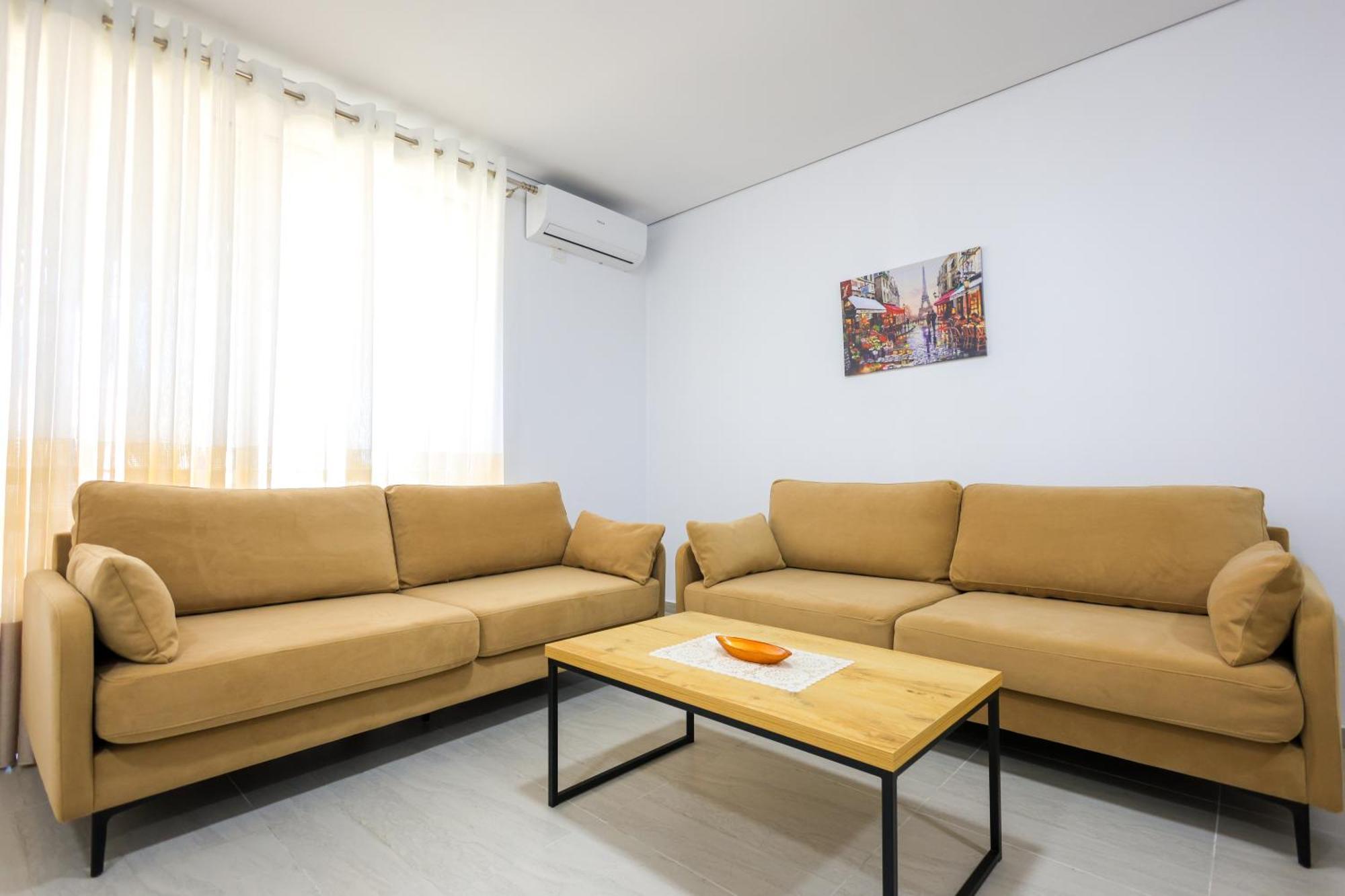 Sanpietro Vacation Apartments Durres Exterior photo