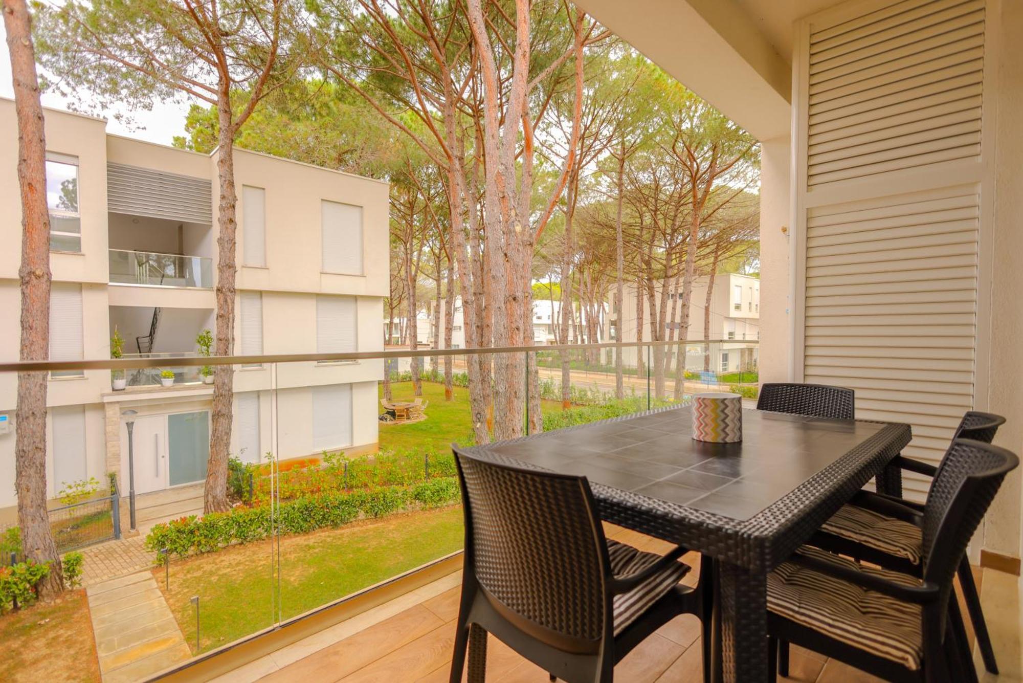 Sanpietro Vacation Apartments Durres Exterior photo